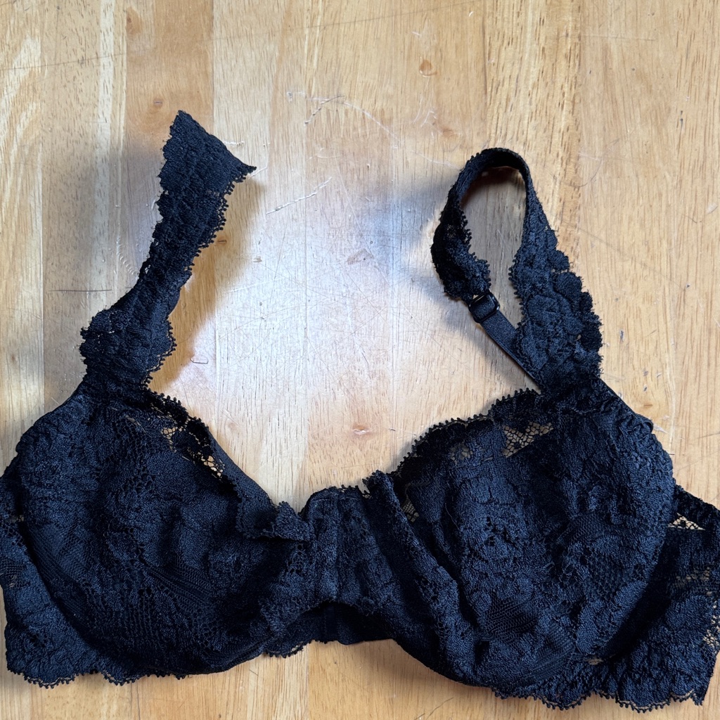 La Perla Lace Bra - Made In Italy, Never Worn